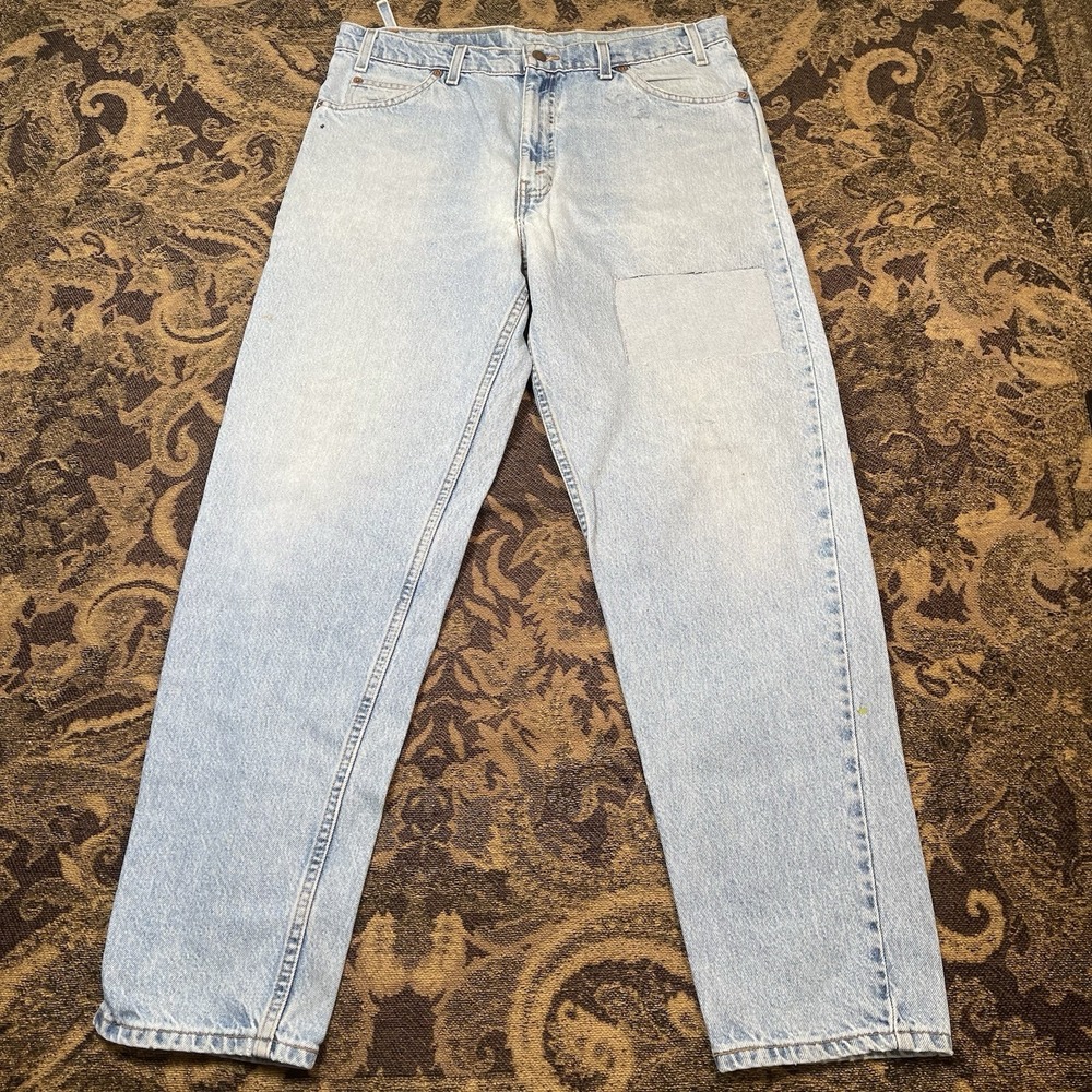 Vtg Y2K Levi's 550 Relaxed Fit Denim Jeans Men's Size 36x32 Cut Fabric